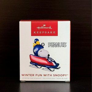 Hallmark Keepsake‎ Ornament 2022 Winter Fun With Snoopy New In Box Collectibles